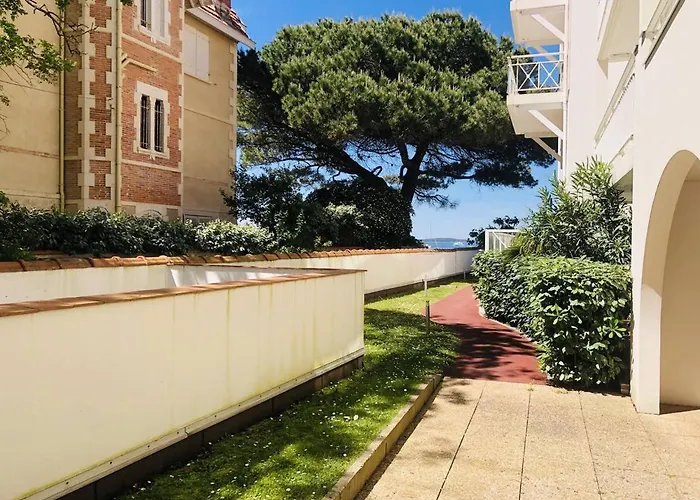 Apartment 4 Avec Terrasse Et Parking A Arcachon, Acces Direct Aux Plages - Fr-1-433-28 Arcachon