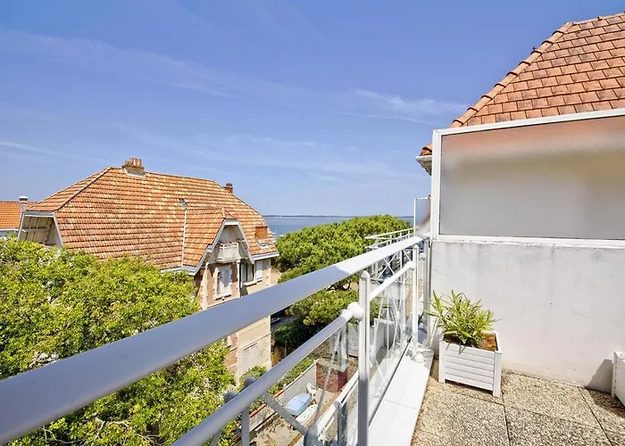 4 Avec Terrasse Et Parking A Arcachon, Acces Direct Aux Plages - Fr-1-433-28 Appartement